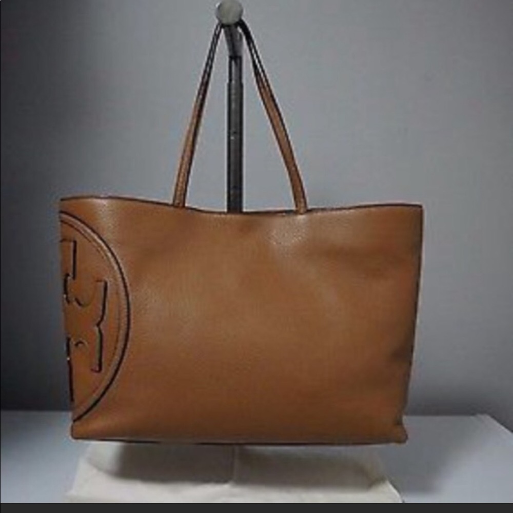 ISO!!!!!! Tori Burch